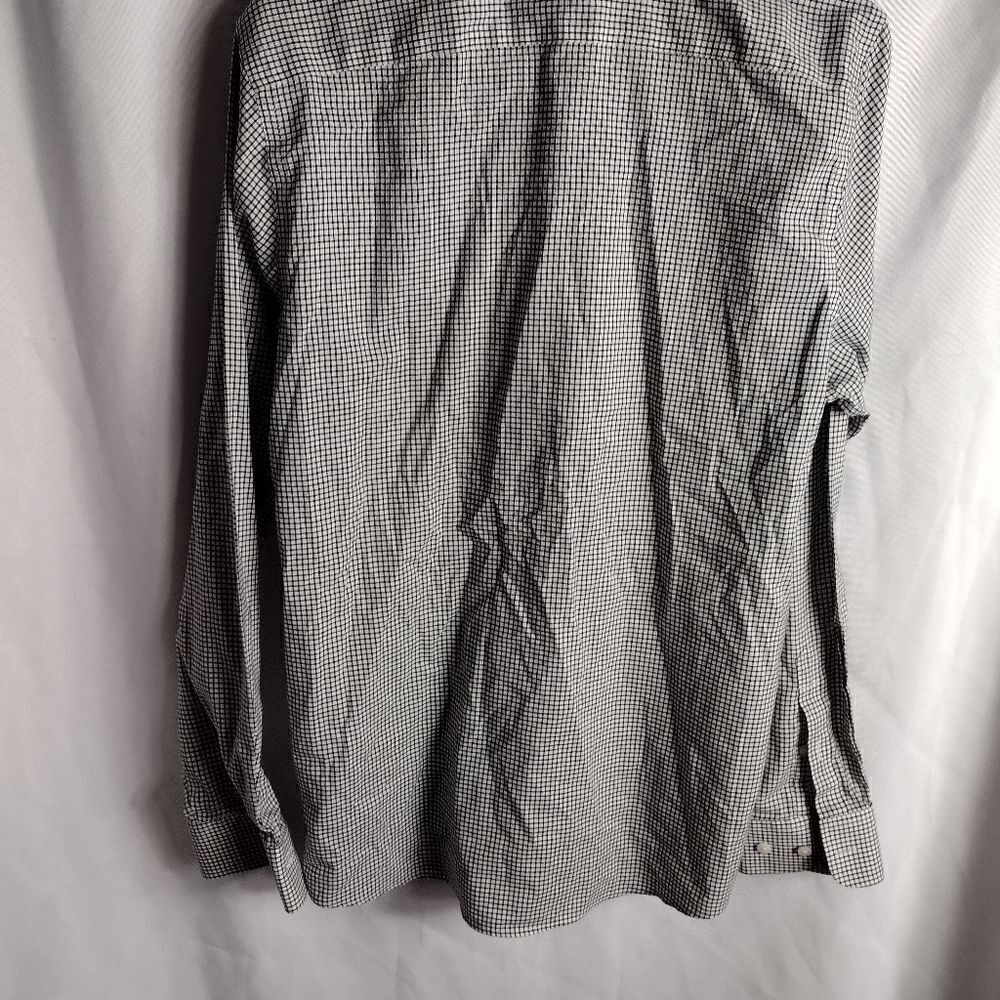 Cutter & Buck shirt - Picture 2 of 6